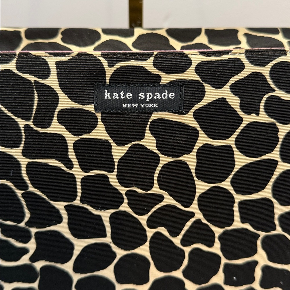 kate spade Black and Cream Giraffe Print Shoulder Bag - Picture 2 of 10